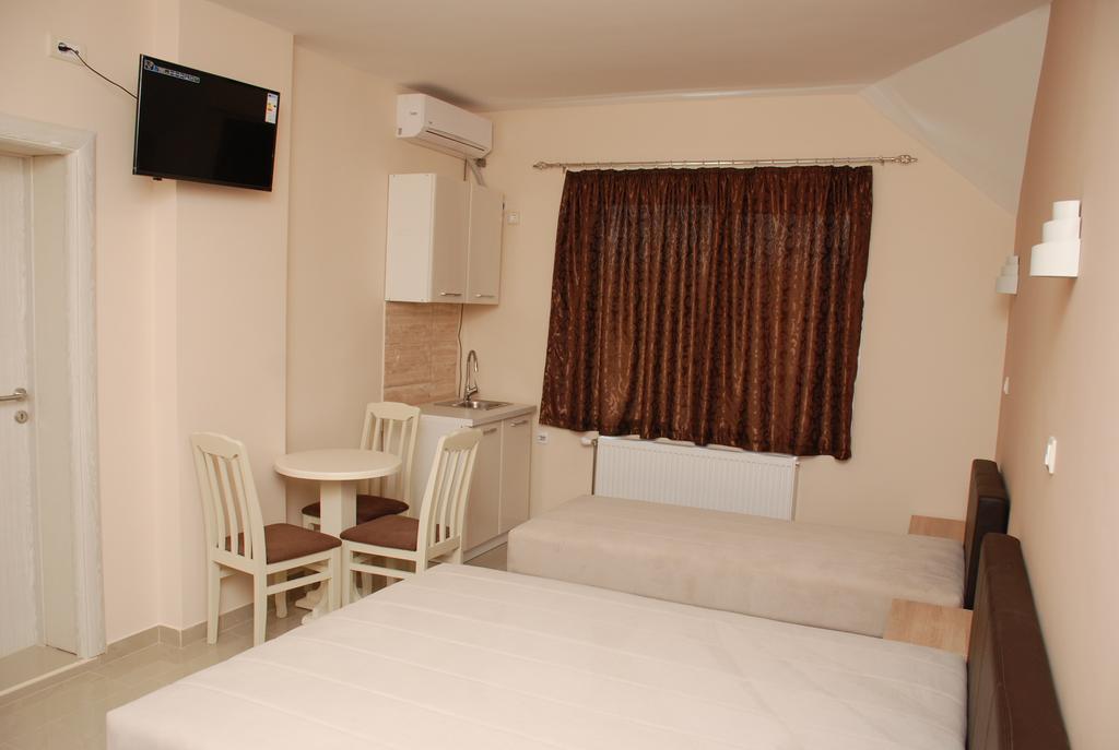 Prenociste Kovac Hotel Vranje Exterior photo
