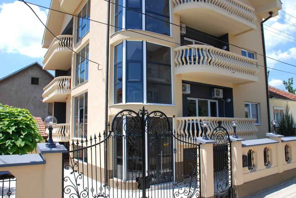 Prenociste Kovac Hotel Vranje Exterior photo