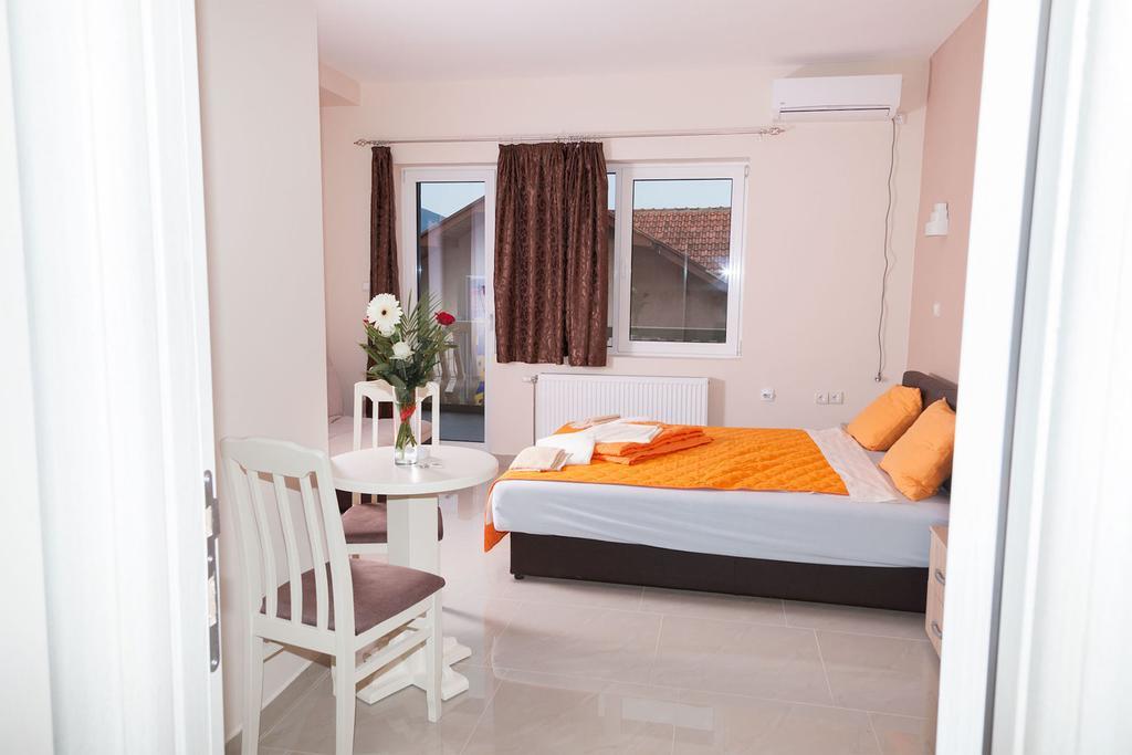 Prenociste Kovac Hotel Vranje Exterior photo