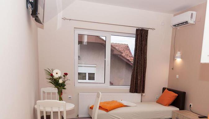 Prenociste Kovac Hotel Vranje Exterior photo